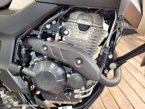 HONDA XRE 300 SAHARA ADVENTURE - Foto 8