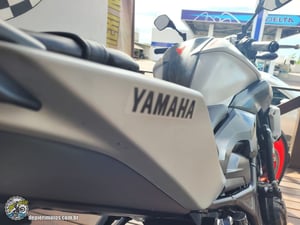 YAMAHA MT 03 - Foto 8