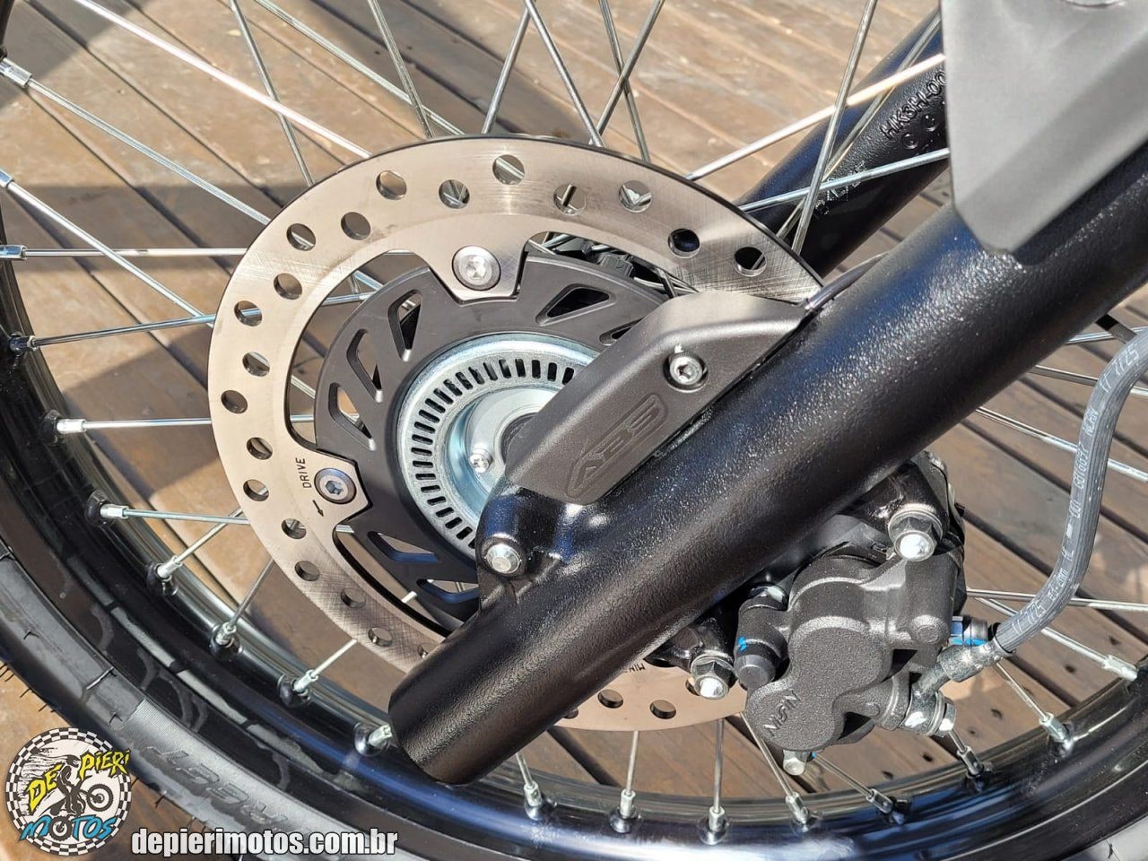 HONDA XRE 300 SAHARA  ADVENTURE MODELO NOVO - Foto 9
