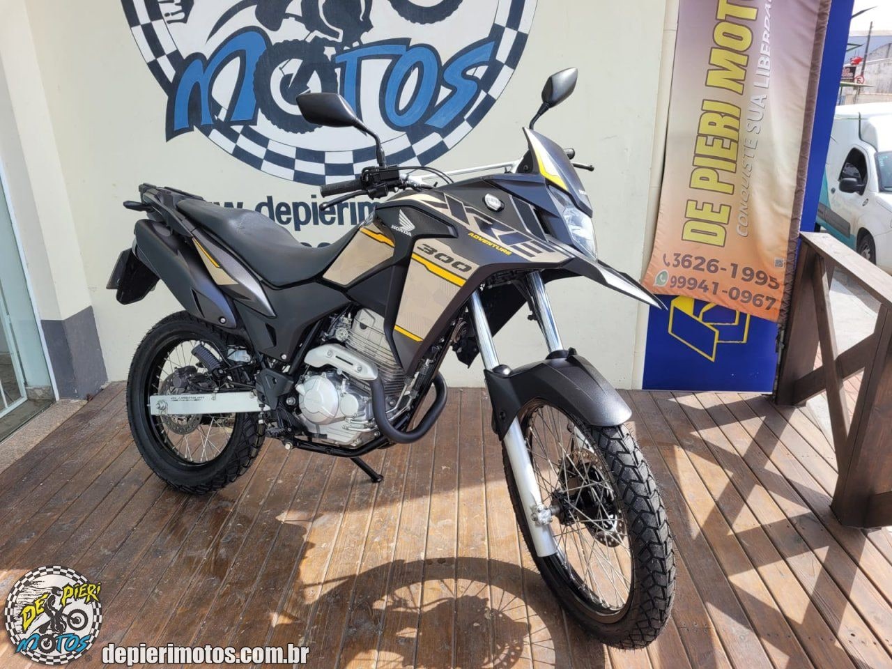 HONDA XRE 300 ADVENTURE - Foto 2