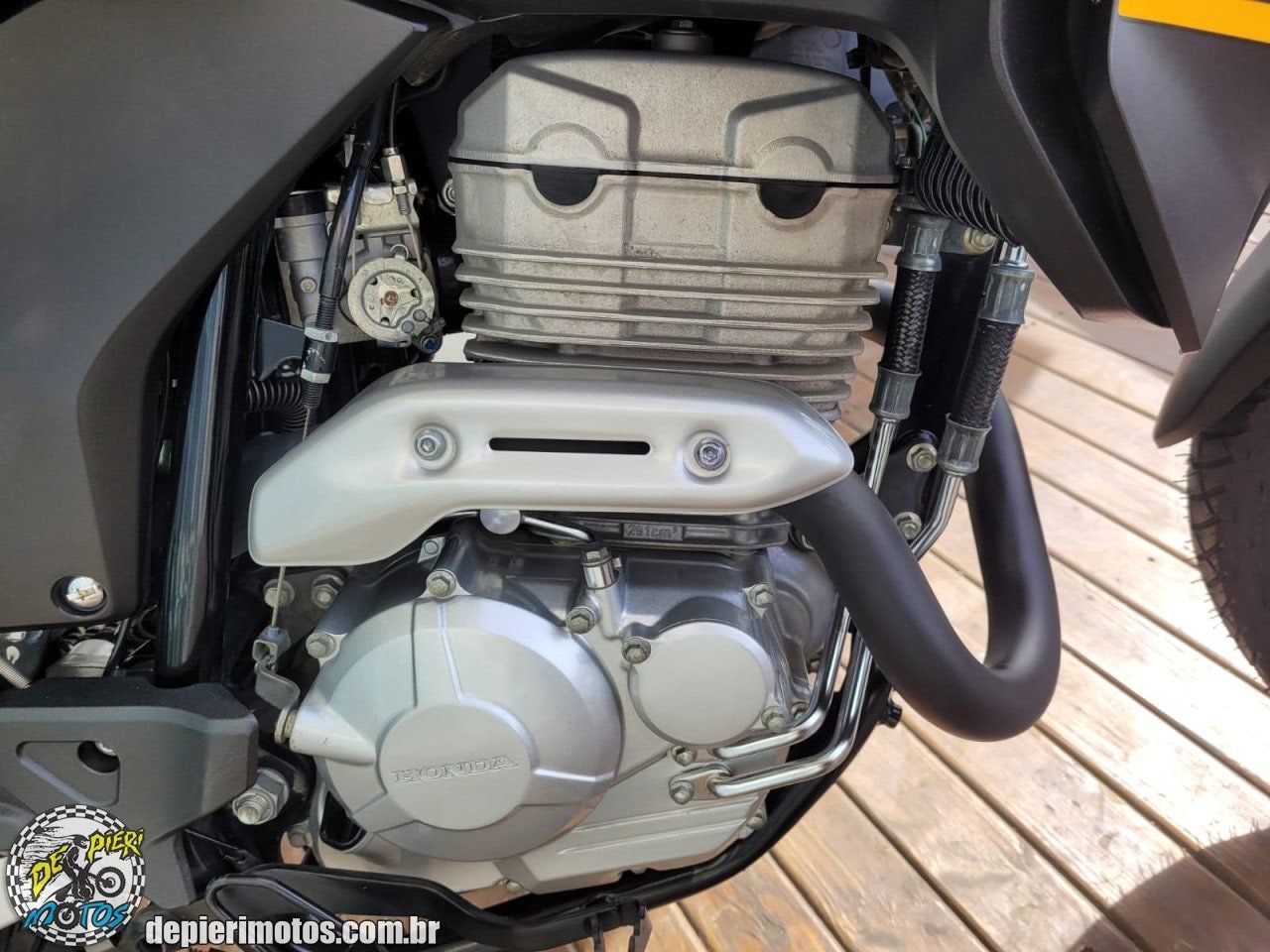 HONDA XRE 300 ADVENTURE - Foto 5