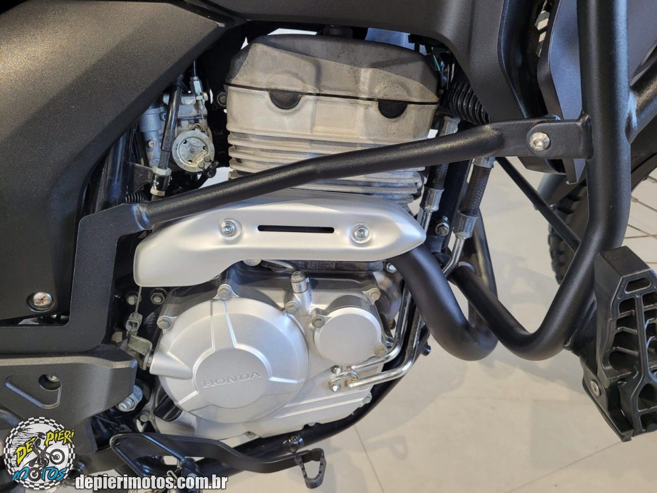 HONDA XRE 300 ABS - Foto 5