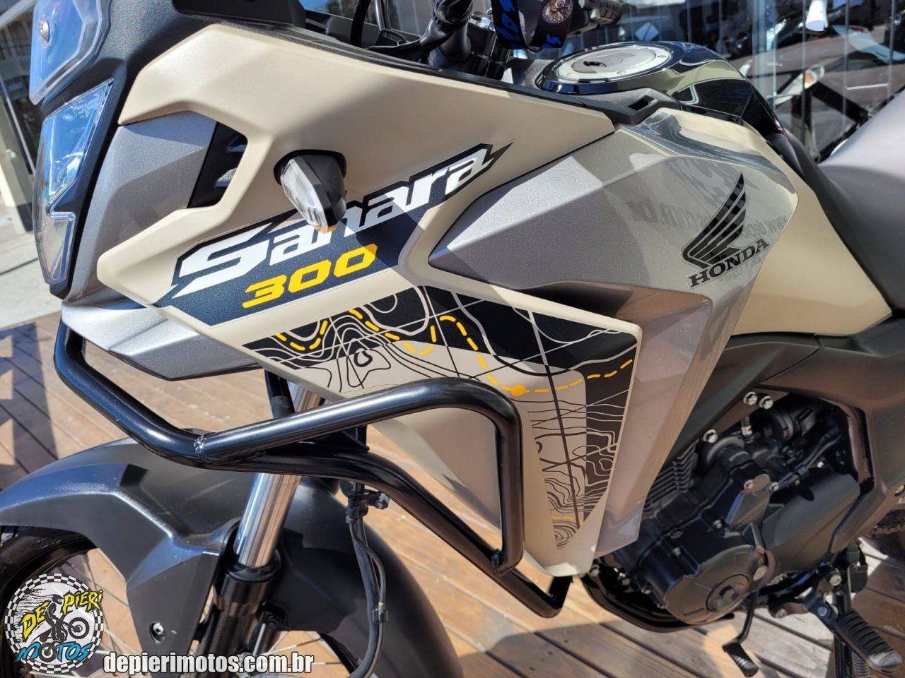 HONDA XRE 300 SAHARA ADVENTURE - Foto 8